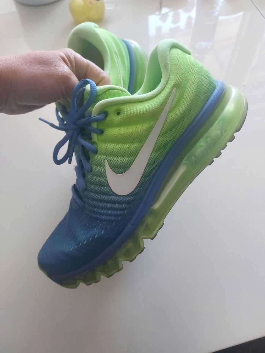 Nike air max run easy 40 номер