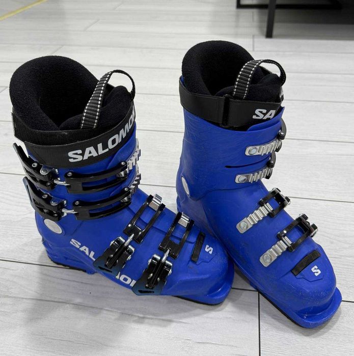 Детские Лыжи 110см ботинки 23 23.5 палки. Salamon из di-sport.