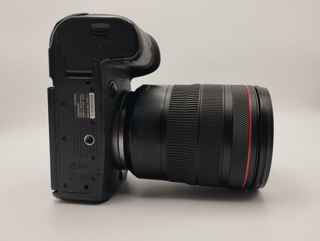 Canon EOS R6 Kit, yaxshi holatda