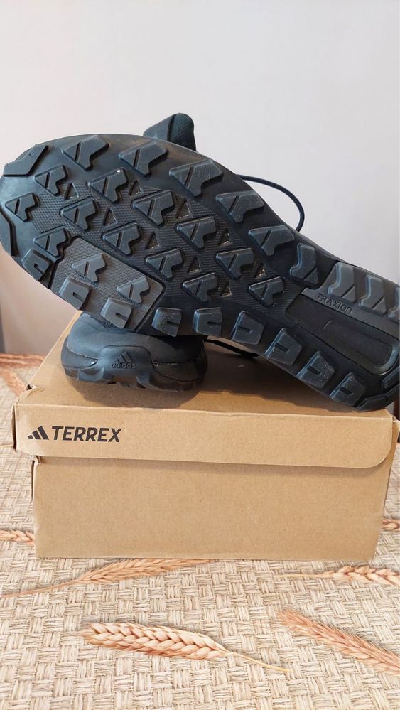 Adidas TERREX Gore-tex мембрана N46