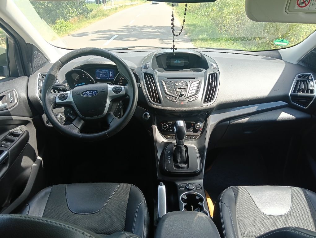 Vând Ford KUGA 2014/1.6 Benzina