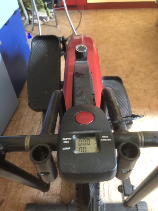 Bicicleta sport epileptica profesionala de sport in camera