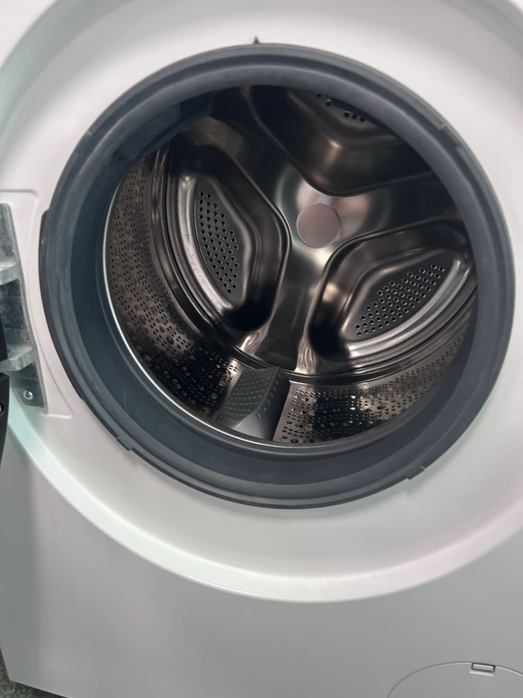 Комбинирана Пералня със сушилня Bosch-Бош 9/6 кг 1400 об/мин