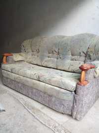 Продам раскладной диван за 11000 тенге доставка есть