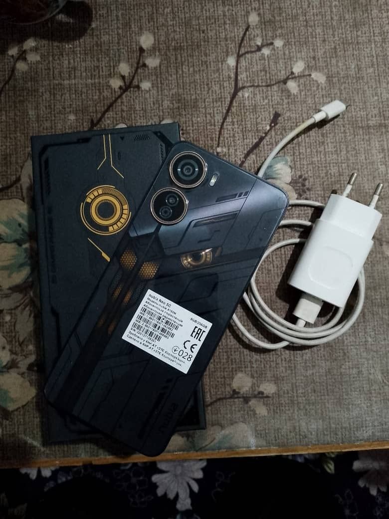 ZTE Nubia neo 5g igravoy