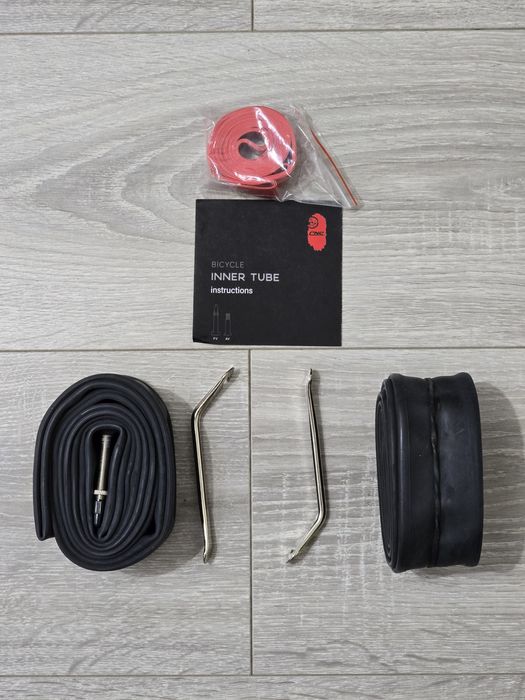 Set 2 camere bicicletă CNC MTB 26” + kit montaj – valvă Presta FV48