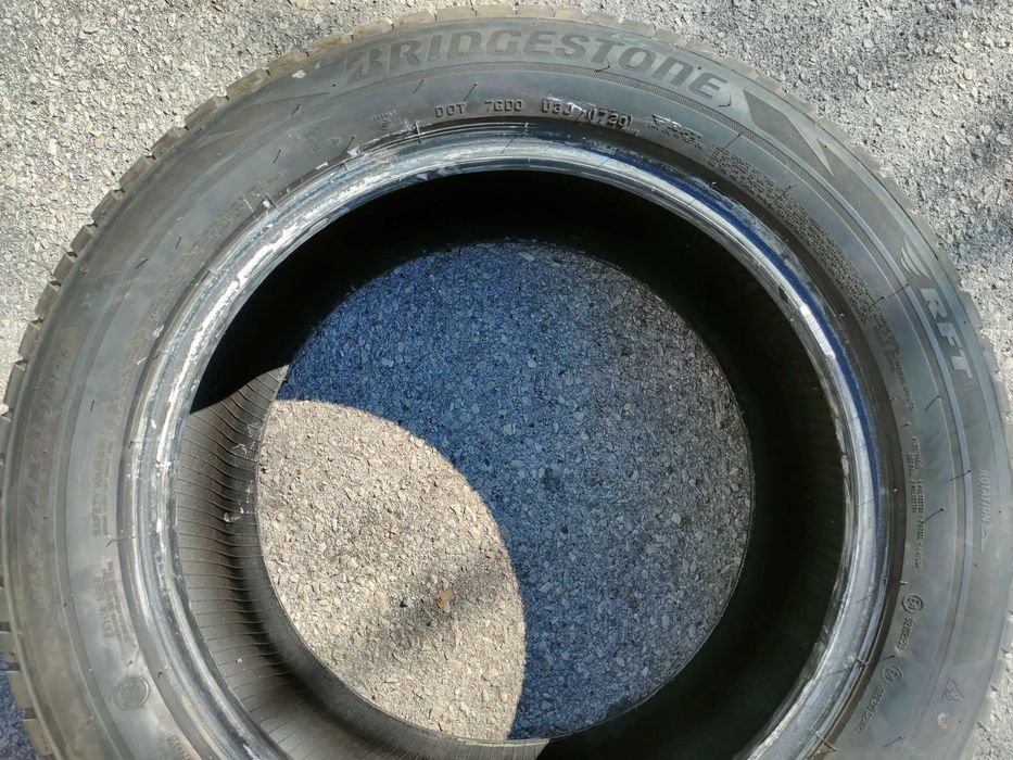 Bridgestone Blizzak LM001 265/50/19 RFT