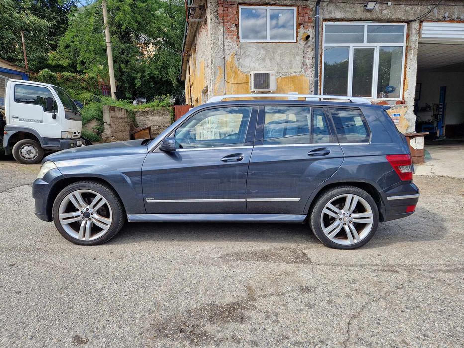 Mercedes GLK320CDI X204 224кс OM642 Harman Kardon  Sport ксенон автома
