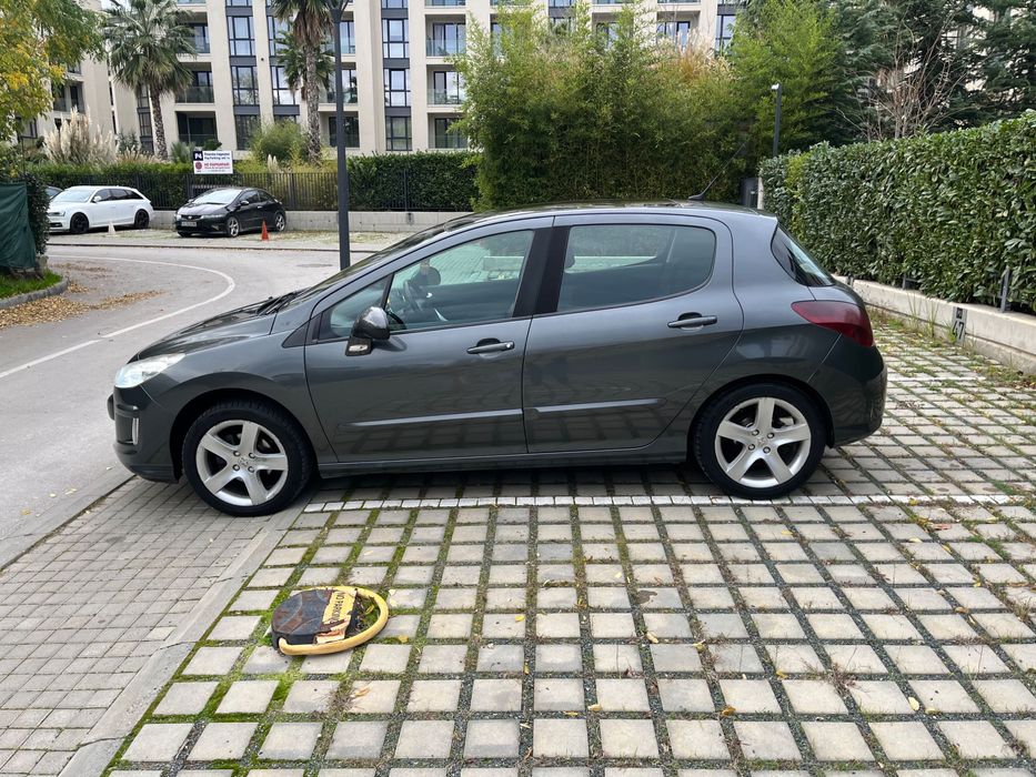 Peugeot 308 2.0HDI Automatic 136hp