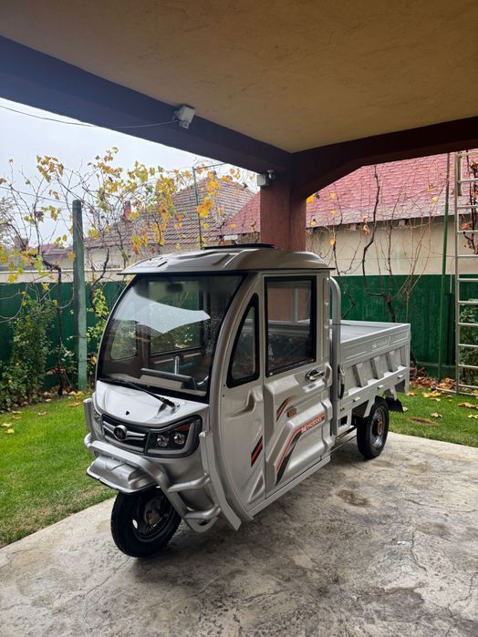 Tricicletă electrică cu cabină închisă Evotools ZB1524 Pro