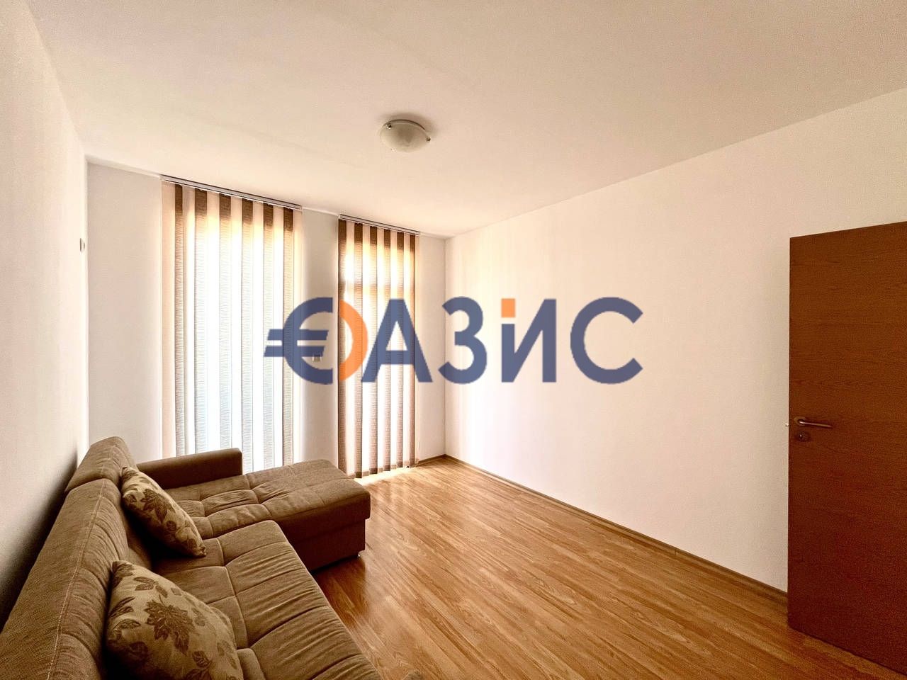 Продава се Тристаен апартамент в к.к. Слънчев бряг - 69 кв.м за 812 €/кв.м - Снимка #10
