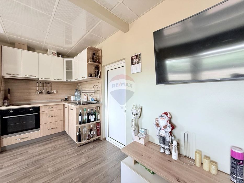 Дава се под наем Къща в с. Соколово, Област Добрич - 80 кв.м за 440 € - Снимка #3