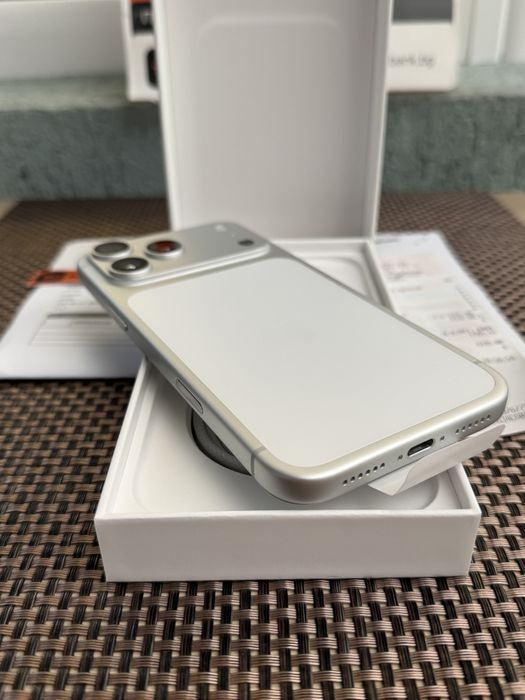 512!*НОВ*iPhone 17 Pro Max *Silver айфон 17 про макс бял 512