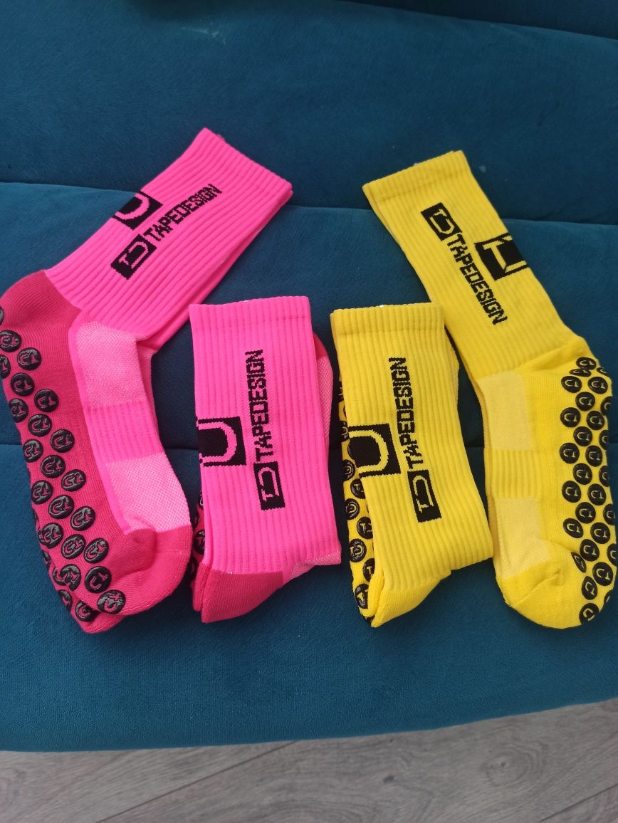 Ciorapi/sosete grip antialunecare pt fotbal