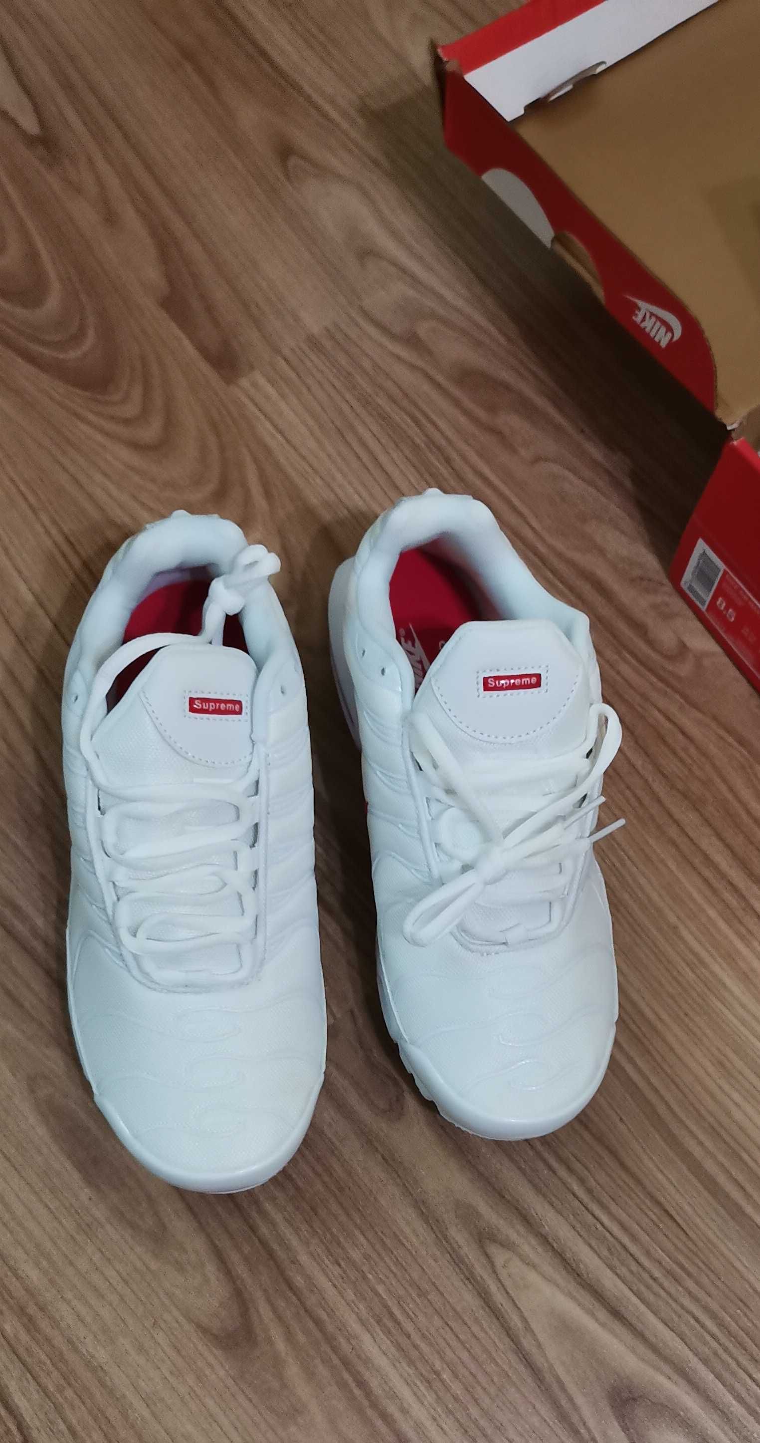 Nike tn supreme 42