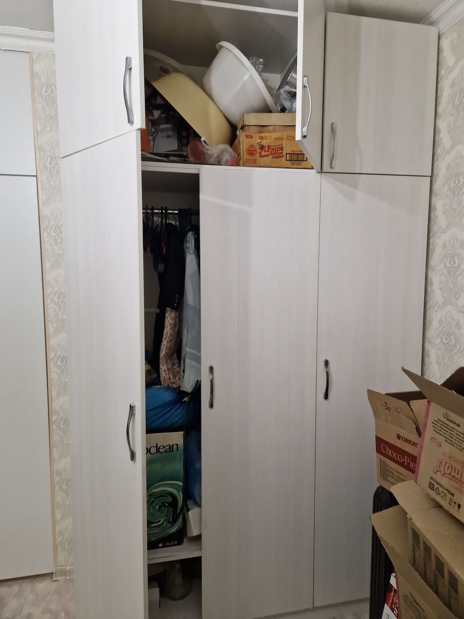 Продам шкаф, шифоньер, гарнитура