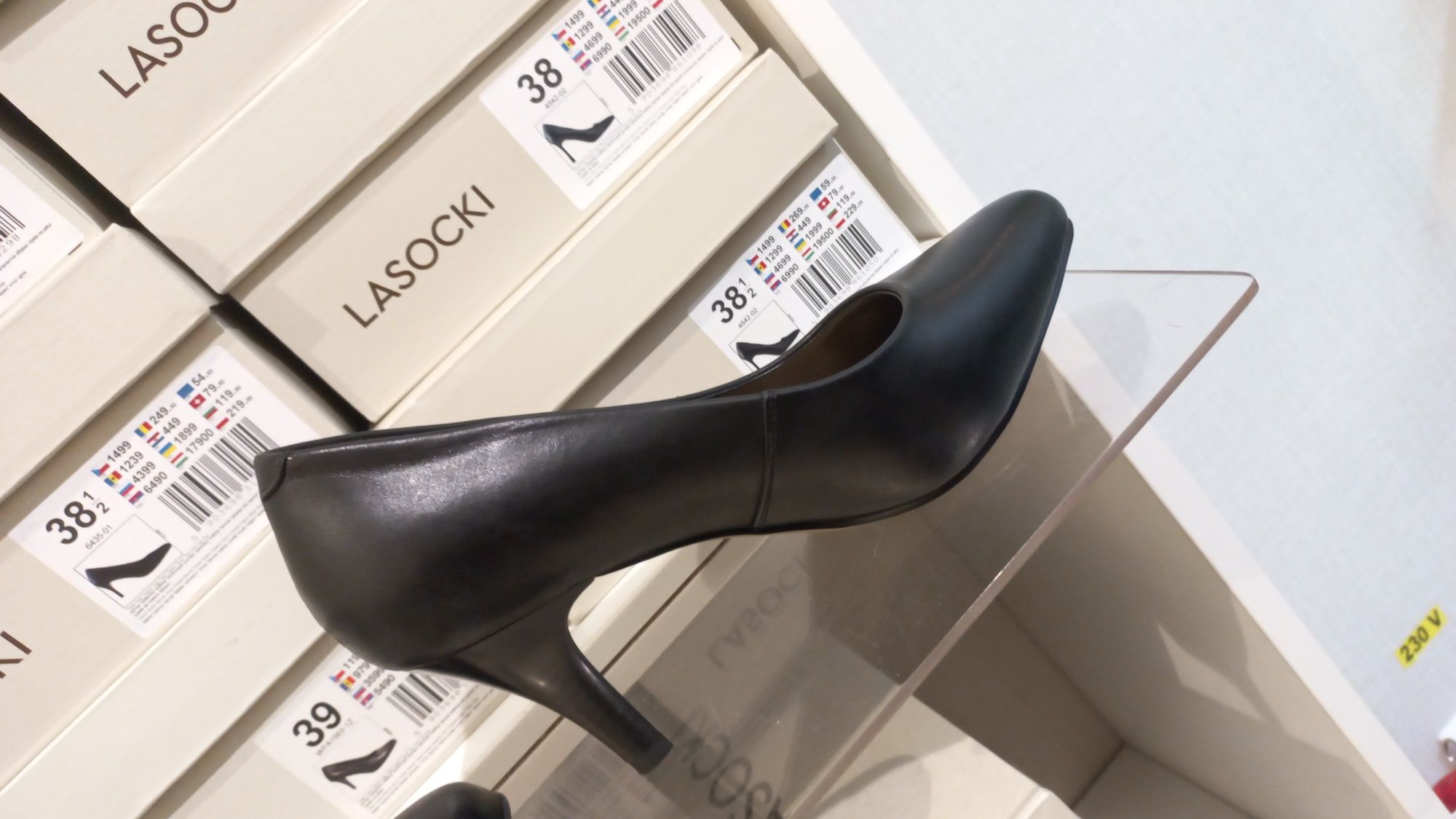 Pantofi de piele cu toc LASOCKI