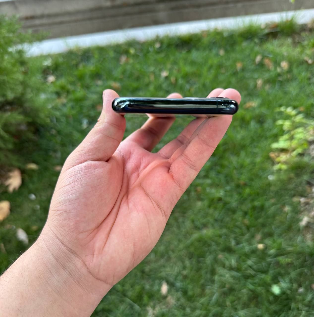 Iphone 11 pro sotiladi