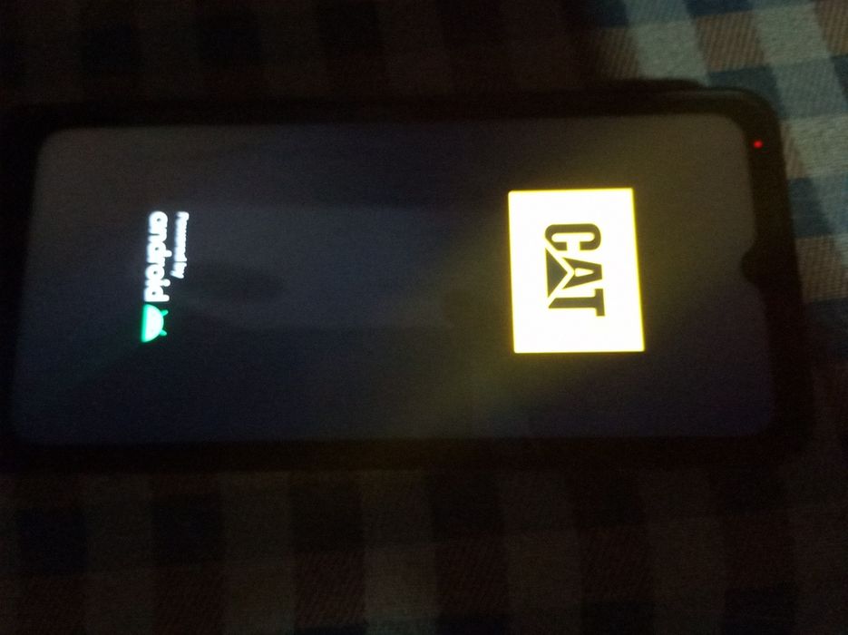 Telefon cat S75 utilizat