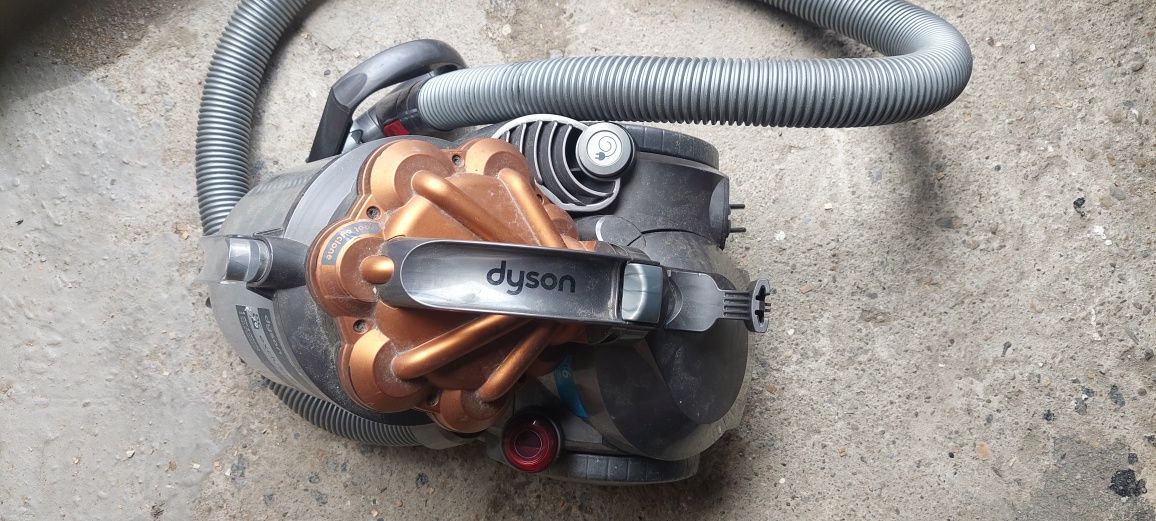 Aspirator Dyson Dc29 exclusive