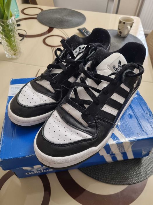 Adidași originali Adidas marimea 42.5