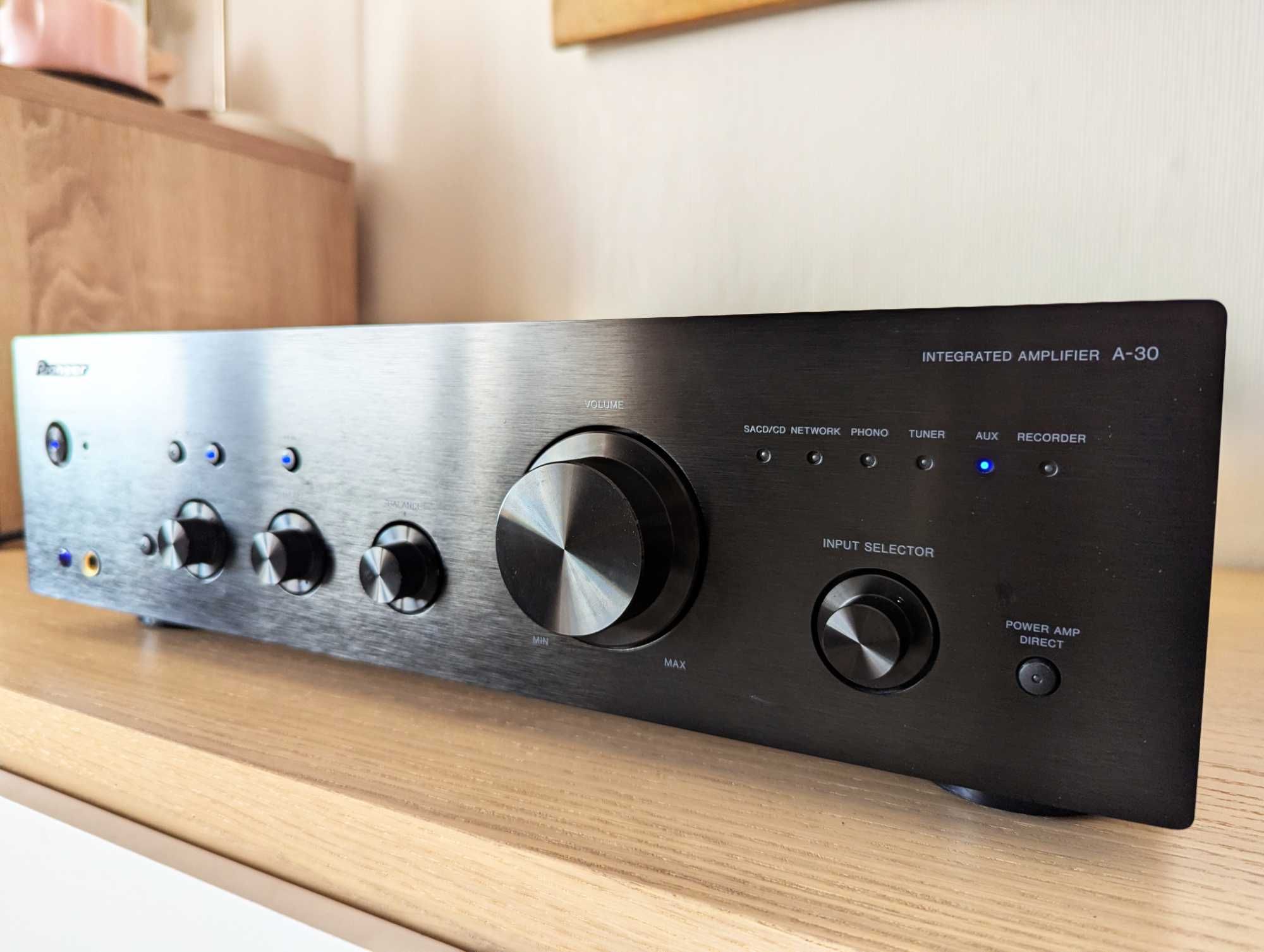 Усилвател Pioneer A-30