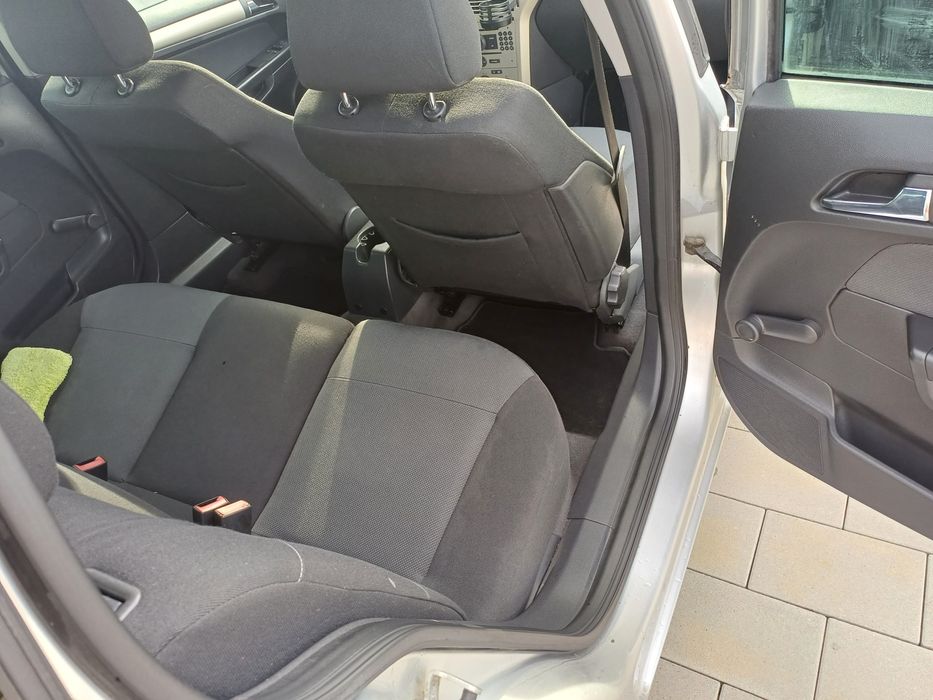 Se vinde Opel Astra H Motor 1.7 diesel An 2008 un singur proprietar