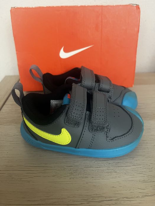 Vand Nike marimea 21