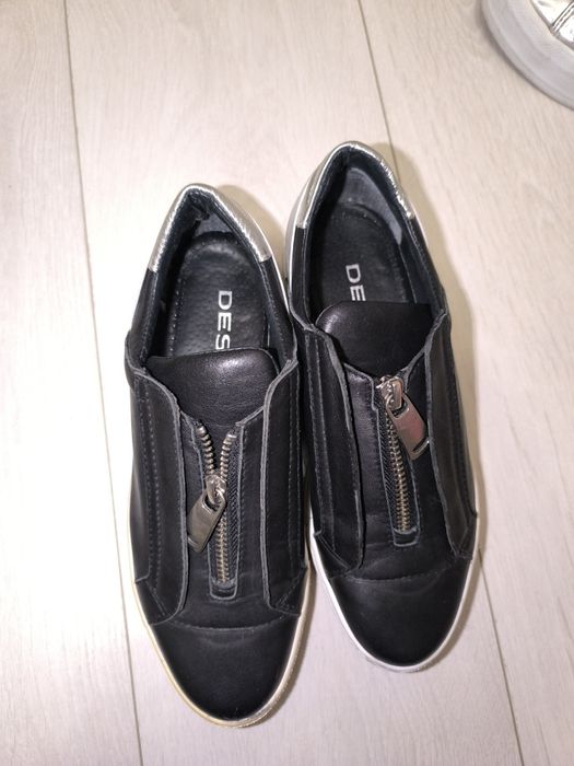 Dess естествена кожа кецове с ципове