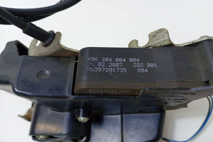 Broasca usa  dreapta fata A6397201735 Mercedes-Benz Vito W639