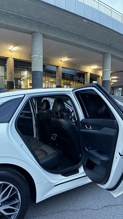 Продаю свою Kia к5 prestige plus