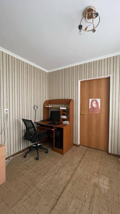 4 комнатная рядом со школой 3 и 24. Детские товары