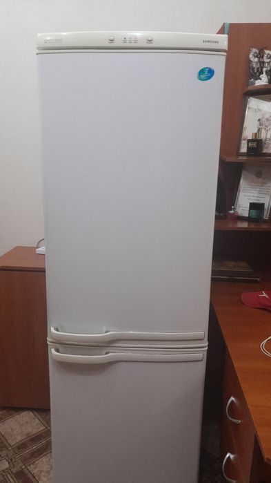 Продам холодильник.