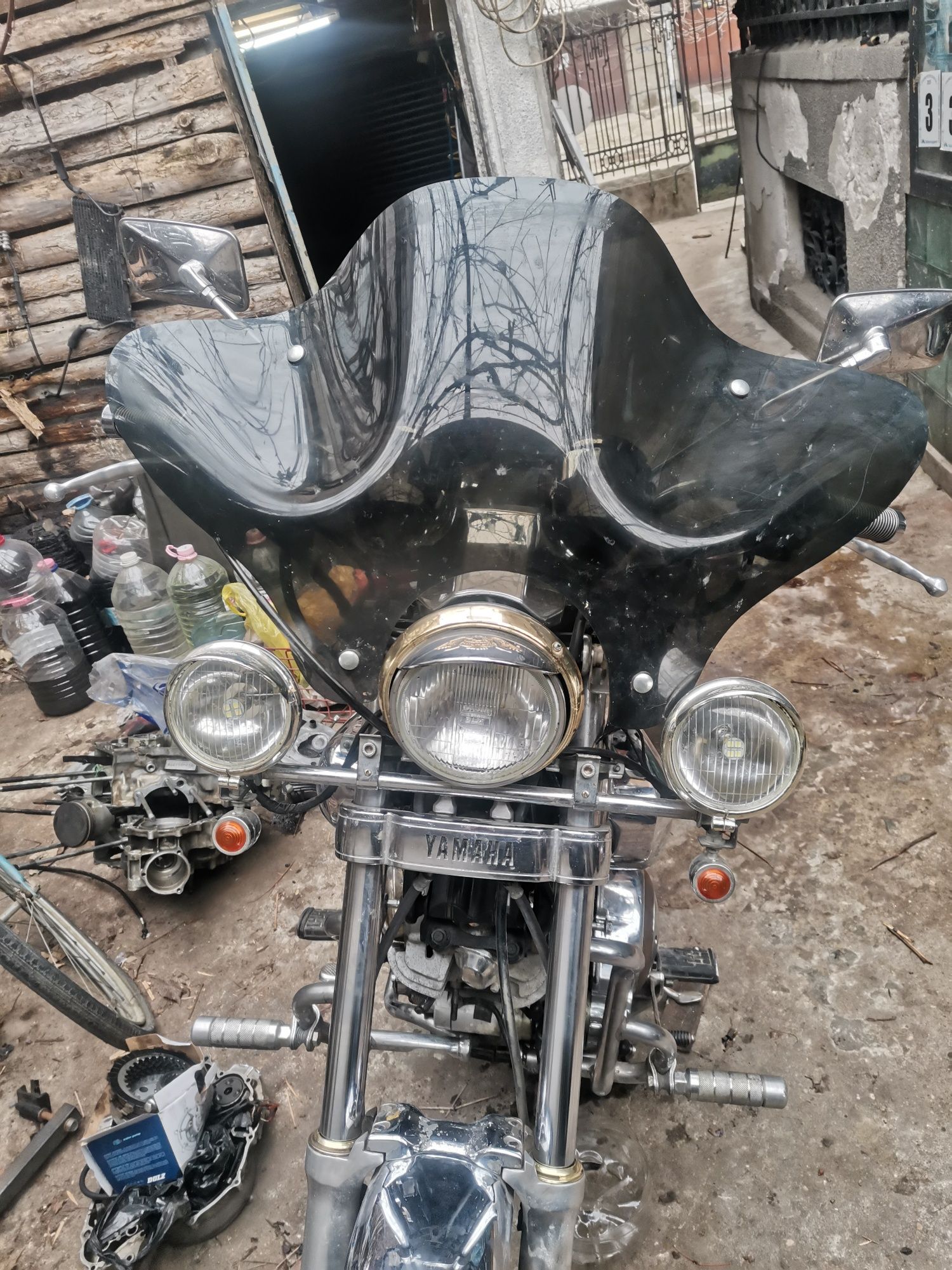 На части Yamaha Virago XV 1100 и 1000Ямаха вираго 1100