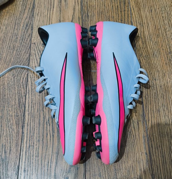 Ghete fotbal Nike mercurial