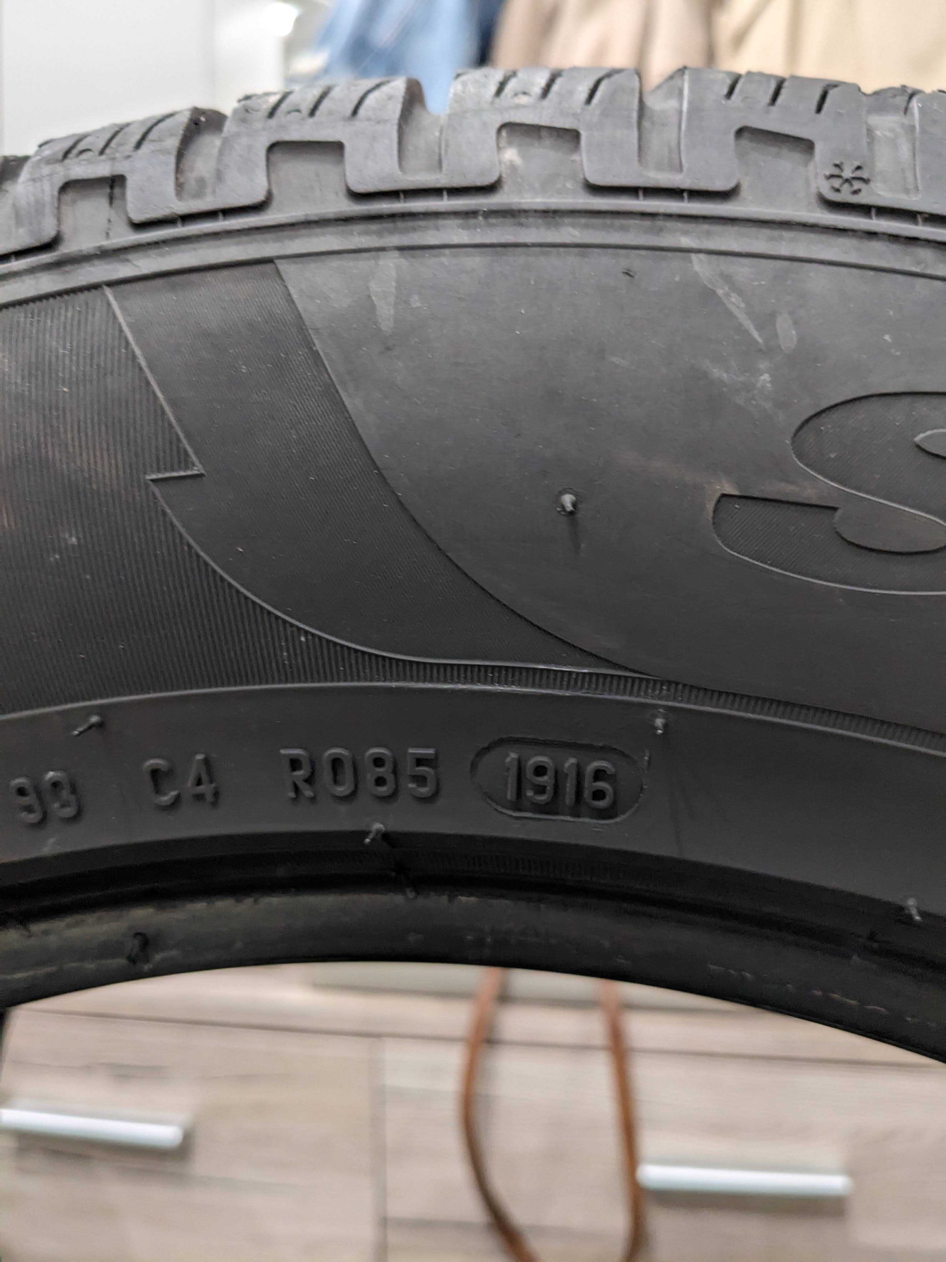 4бр Зимни Гуми 225/60/17 - Pirelli Scorpion - DOT16
