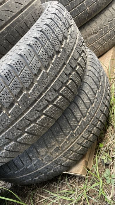 Продам шины 215/65/16