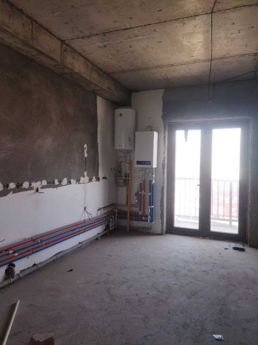 Продается 4-х  ком. коробка 210м2 Мирабад. посольство России [VS]