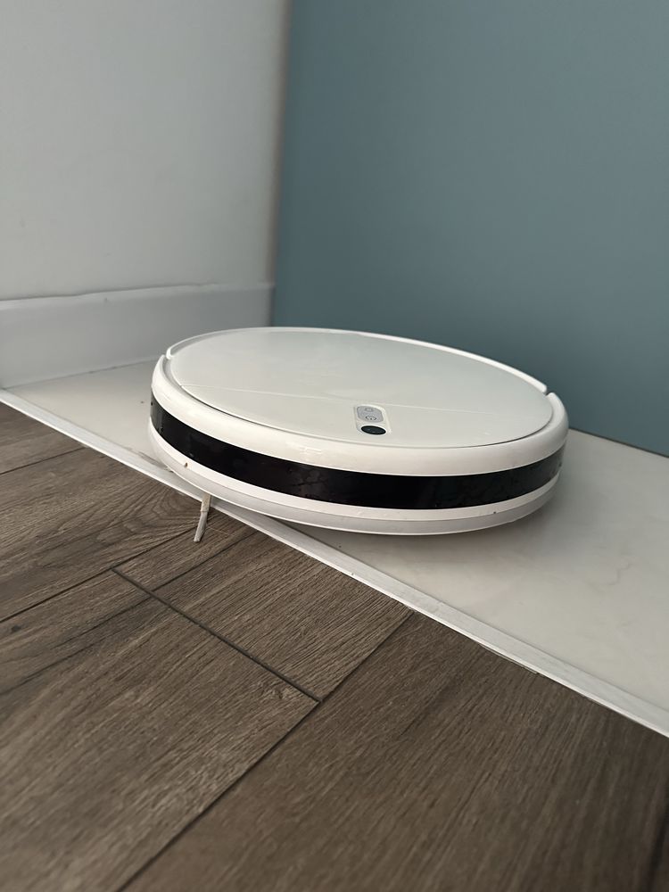 Робот-пылесос Xiaomi Mi Robot