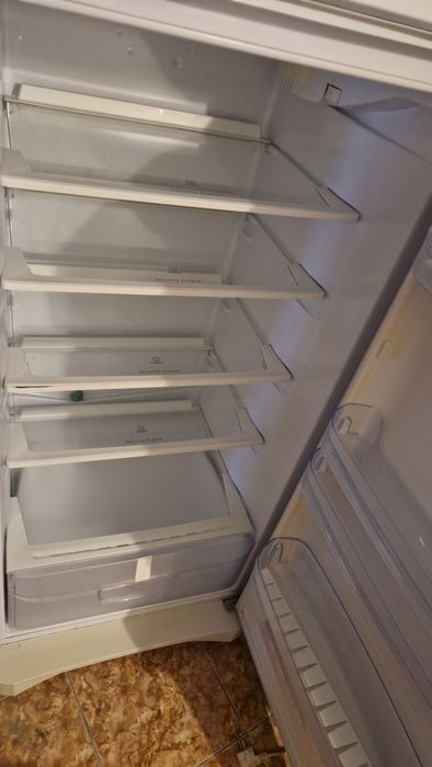 Frigider Indesit