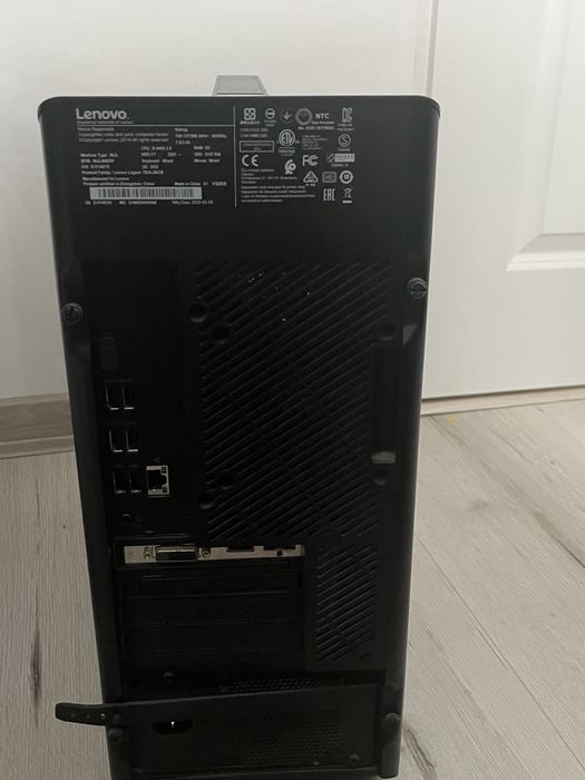 PC Gaming Lenovo Legion T530 i5 8400, 8GB RAM, 1TB + Monitor LG 75HZ