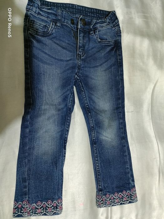 Джинсы на девочку
