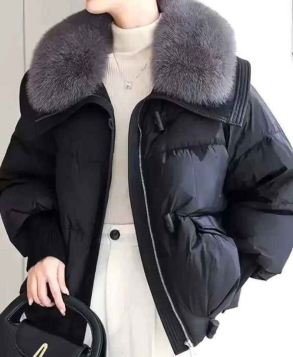 Ново дамско зимно яке с пухена яка