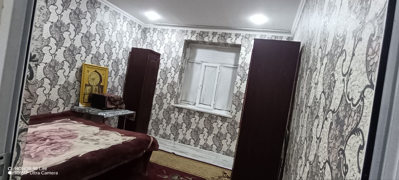 Qirariq arkadan 6 km kirganda 10 sotix 5 xonaly uy sotiladi