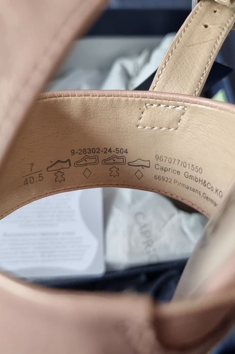 Caprice нови кожени сандали