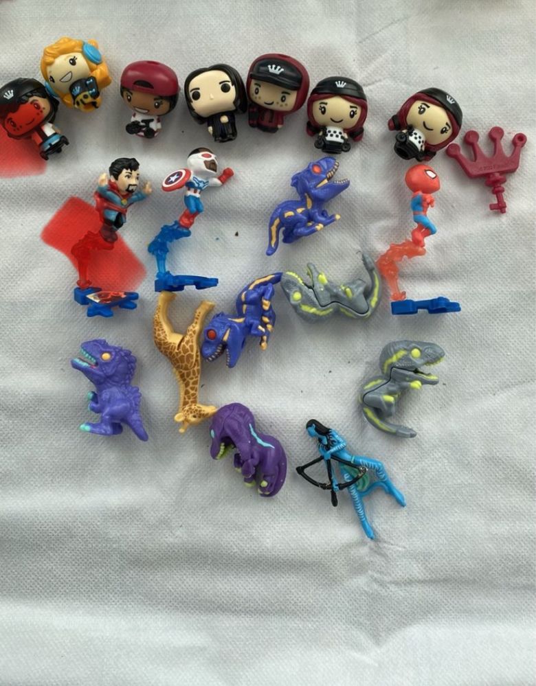 Киндери kinder surprise фигурка статуетка