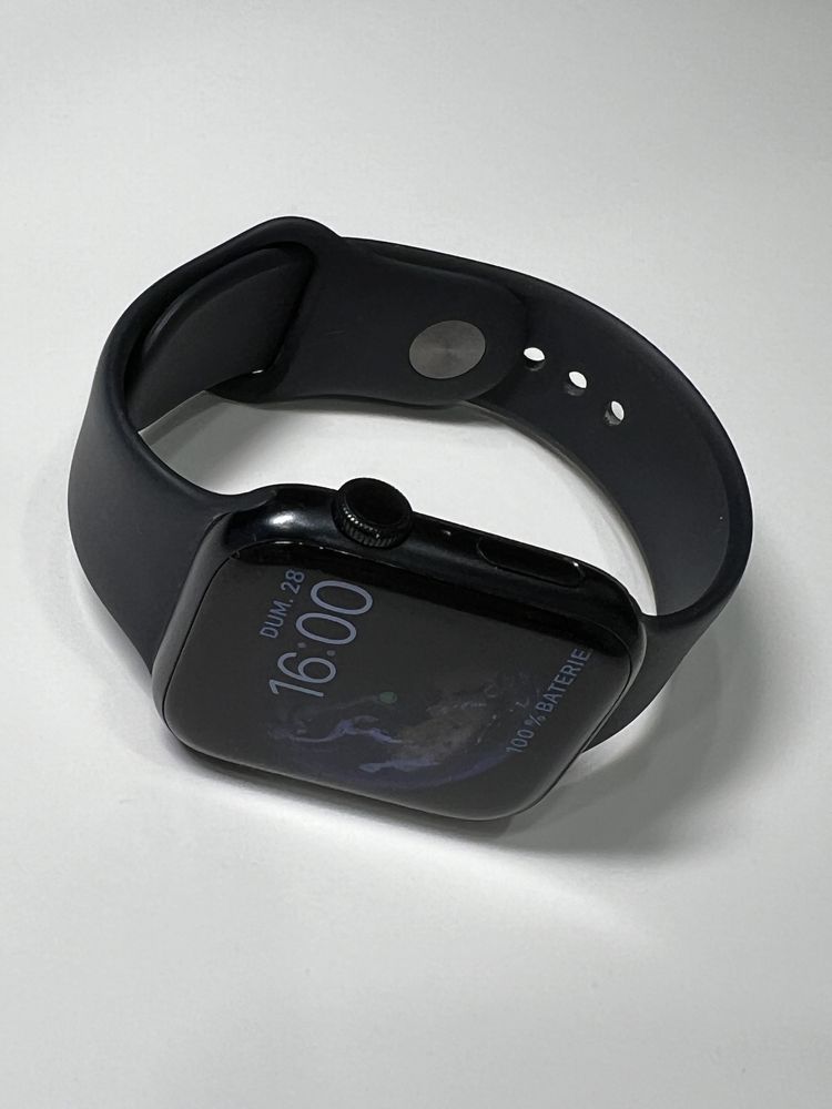 Apple Watch 7, GPS, Carcasa Midnight Aluminium 45 mm