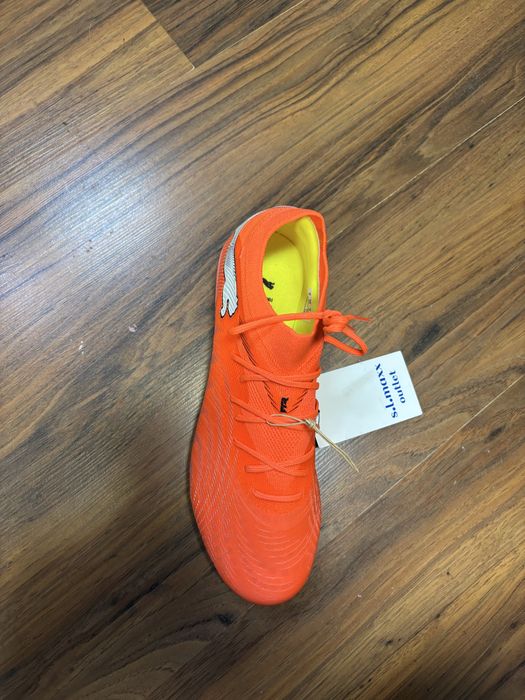 Футболни обувки Puma (метални)