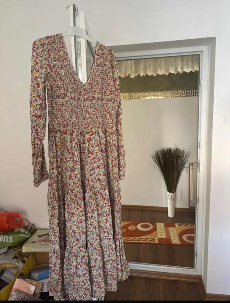 Rochie lunga marimea L noua cu eticheta