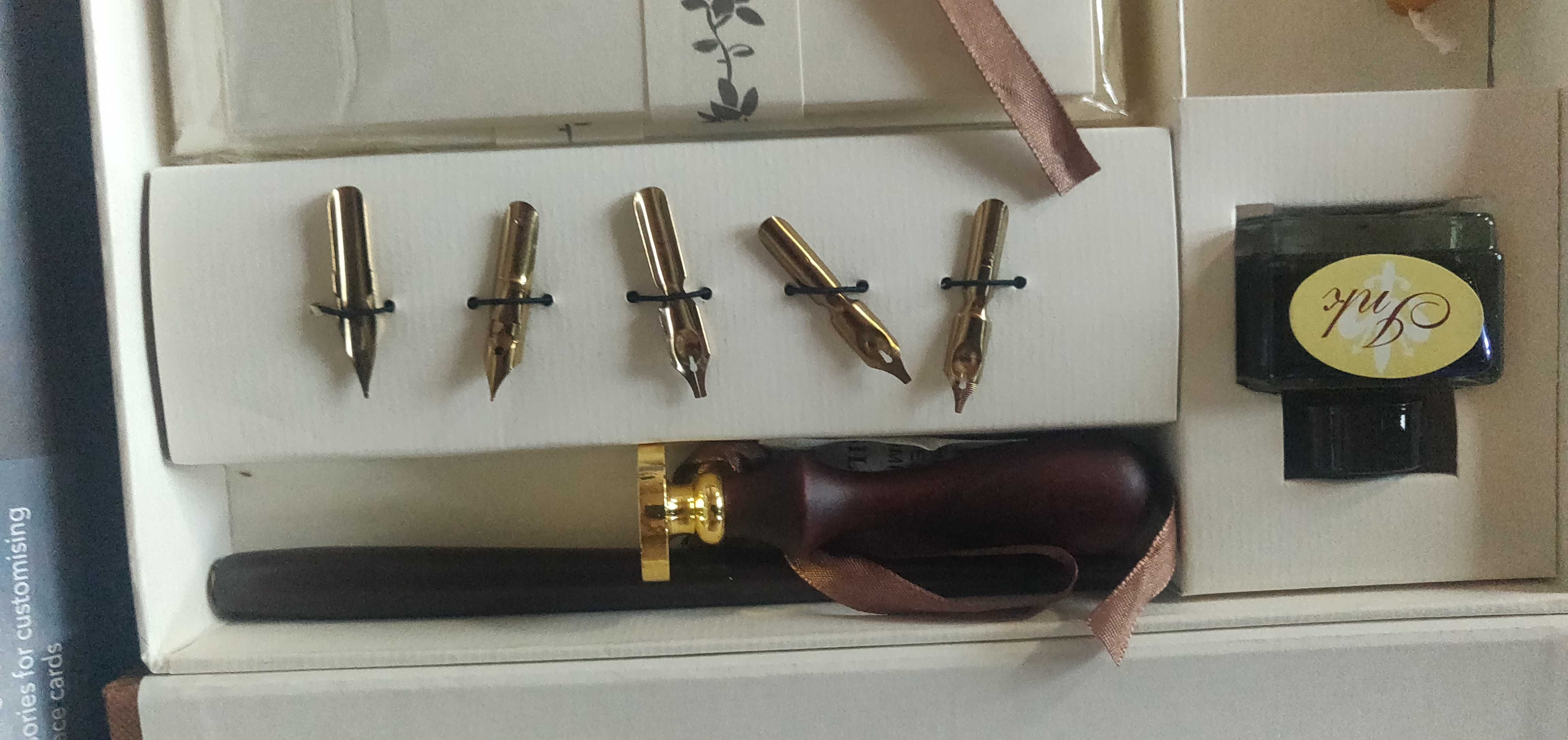 Комплект за калиграфия, Crelando, 30 части, нов